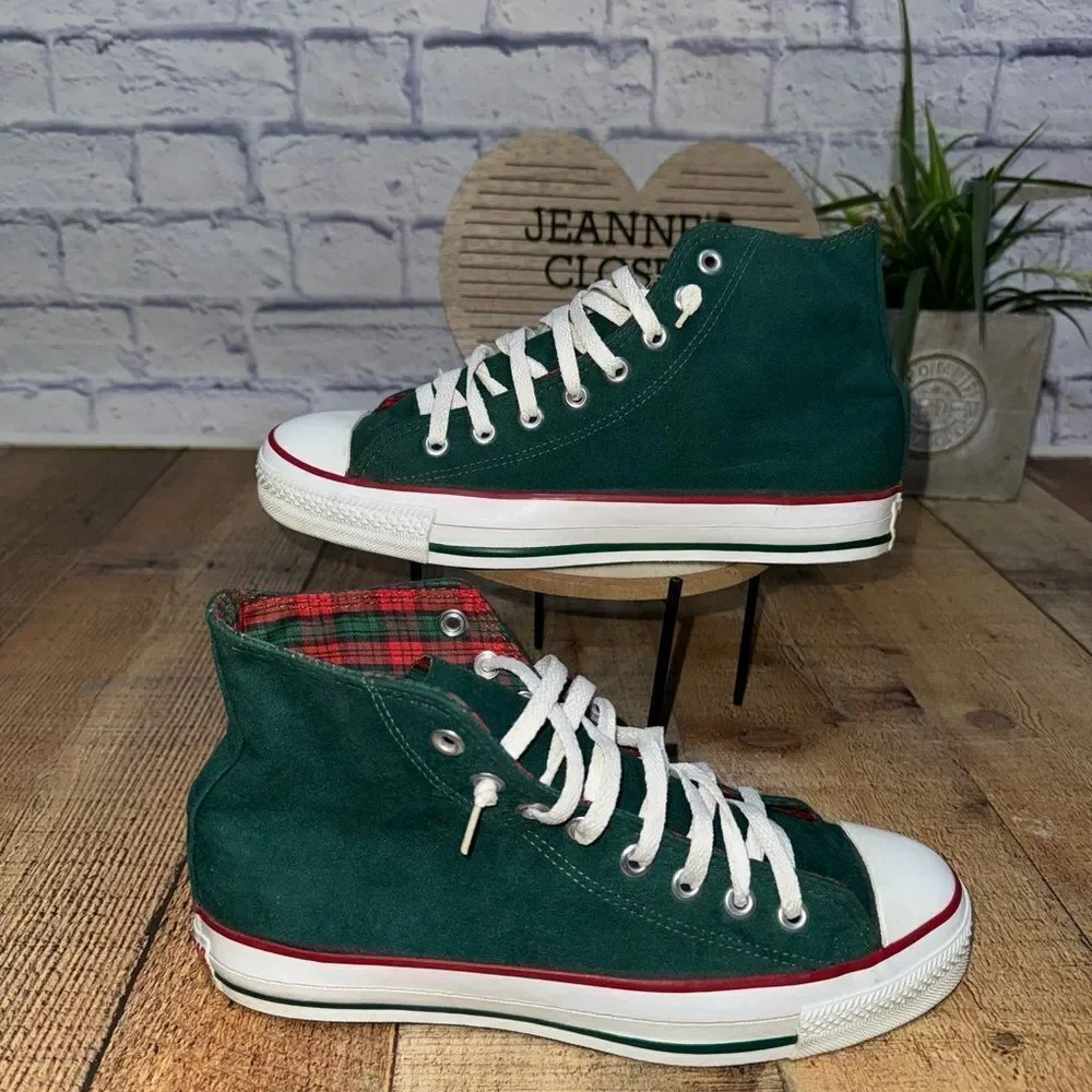Rare converse Chuck Taylor Christmas sneakers - Picture 2 of 15